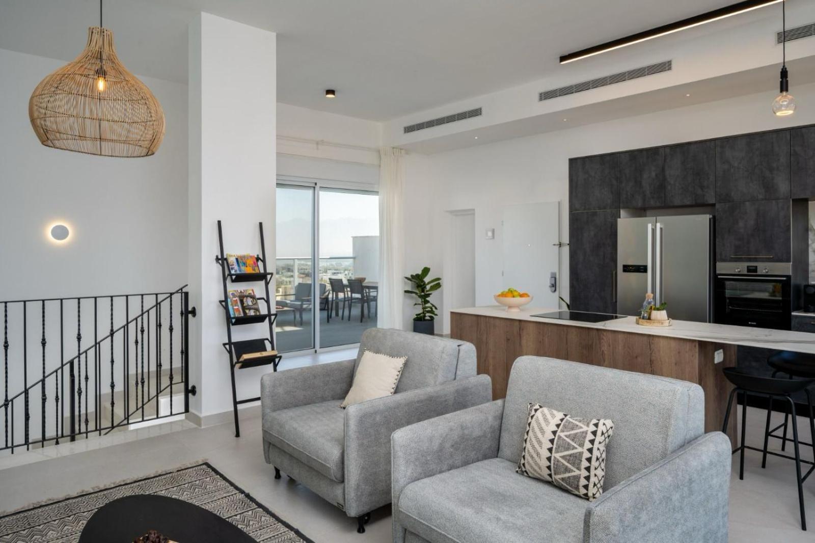 Mountain And Sea View - Penthouse With Private Pool Leilighet Eilat Eksteriør bilde
